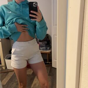 Lululemon bone soft streme shorts